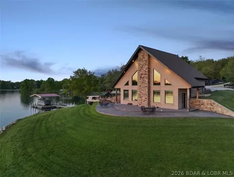 1008 Chickadee Ln, Keytesville, MO 65261