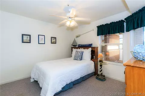 Bedroom - 601 Park Place Dr #3B, Kaiser, MO 65047 photo 5 of 8