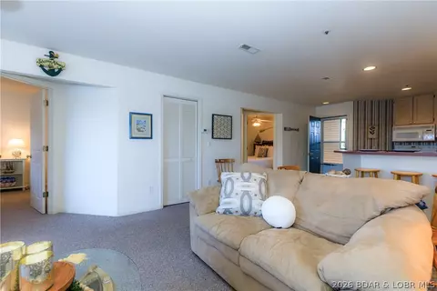 Living - 601 Park Place Dr #3B, Kaiser, MO 65047 photo 5 of 5