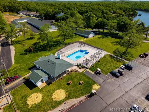 Exterior - 601 Park Place Dr #3B, Kaiser, MO 65047 photo 12 of 12