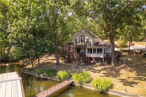 94 Clara Lyn Woods Dr, Lake Ozark, MO 65049