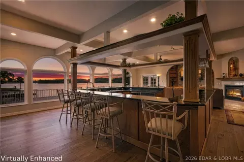 331 Hollow Oak Rd, Sunrise Beach, MO 65079