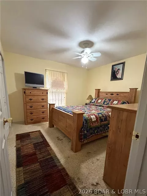 Bedroom - 2753 State Highway 52, Eldon, MO 65026 photo 4 of 6