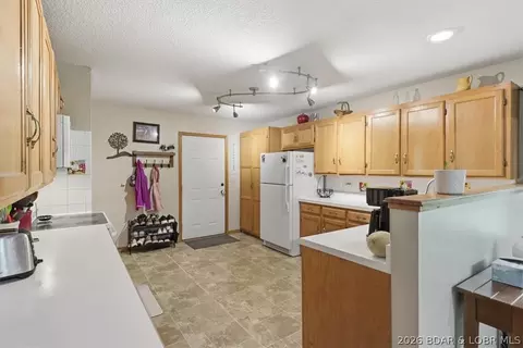 17 Timberlane Rd, Eldon, MO 65026 photo 11