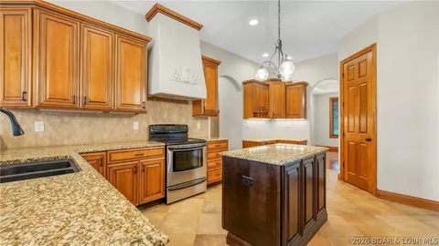 Kitchen - 5745 Tree Leaf Ct, Osage Beach, MO 65065 photo 4 of 4