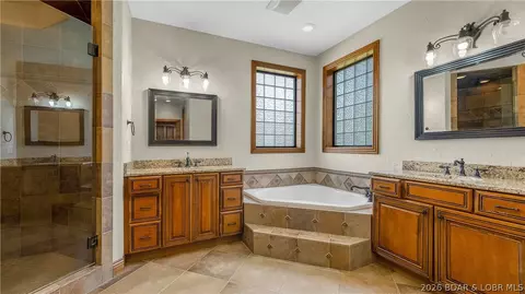 Bath - 5745 Tree Leaf Ct, Osage Beach, MO 65065 photo 1 of 8