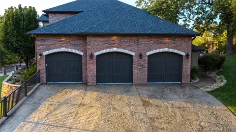 Exterior - 5745 Tree Leaf Ct, Osage Beach, MO 65065 photo 8 of 10