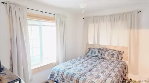 Bedroom - 205 S Grand Ave, Eldon, MO 65026 photo 1 of 2