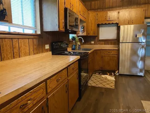 Kitchen - 1333 State Hwy 73, Macks Creek, MO 65786 photo 1 of 1