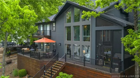 1423 Sweetwater Dr, Four Seasons, MO 65049