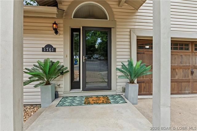 1761 Seagull Ct, Osage Beach, MO 65065
