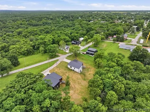 View/Area - 405 E Lafayette St, Versailles, MO 65084 photo 3 of 3