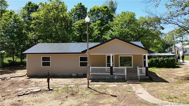 1501 Long Ln, Eldon, MO 65026