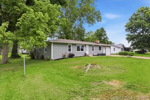 505 E Brockman Ave, Eldon, MO 65026 photo 2