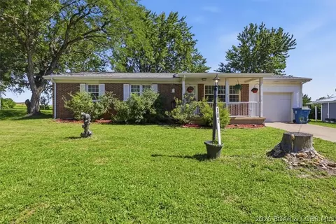 101 Haynes St, Eldon, MO 65026 photo 1