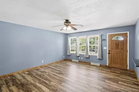 101 Haynes St, Eldon, MO 65026 photo 2