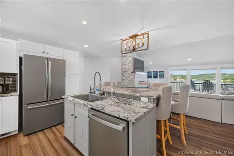 Kitchen - 2437 Mohawk Ln, Osage Beach, MO 65065 photo 1 of 10