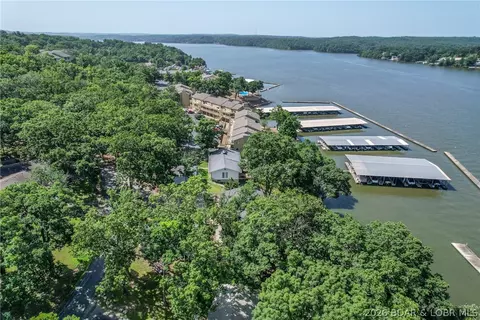 View/Area - 2437 Mohawk Ln, Osage Beach, MO 65065 photo 3 of 8