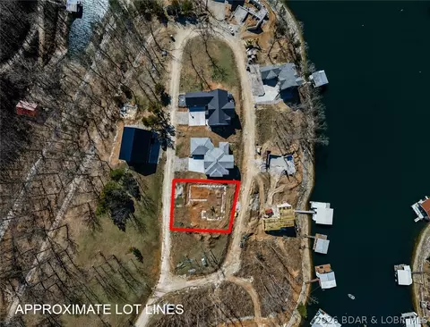 31293 Los Breezes Cir, Rocky Mount, MO 65072