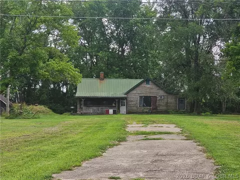 902906 Railroad Pond Rd, Eldon, MO 65026