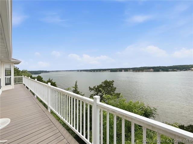 1467 Bluff Dr, Osage Beach, MO 65065
