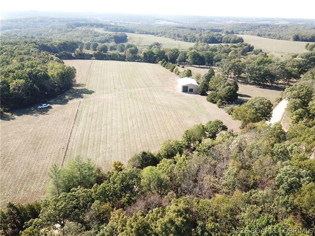 12375 Bakerville Rd, Crocker, MO 65452