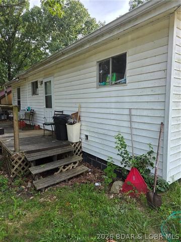 33311 Fox Hills Dr, Stover, MO 65078