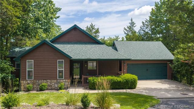 306 Green Trails Ct, Camdenton, MO 65020