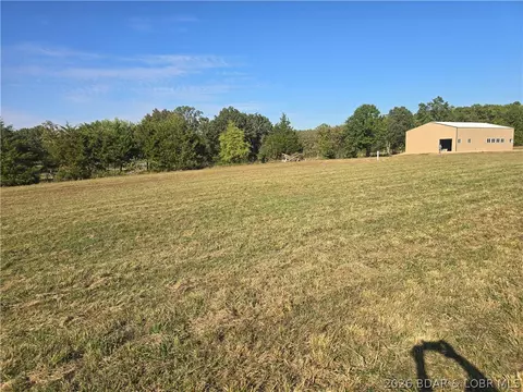 12375 Bakerville Rd, Crocker, MO 65452