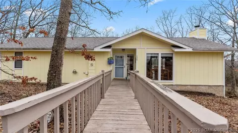 124 Reddington Rd, Lake Ozark, MO 65049
