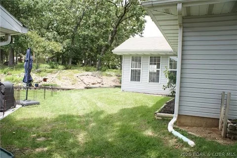 Exterior - 822 Maple Tree Cir, Osage Beach, MO 65065 photo 11 of 15