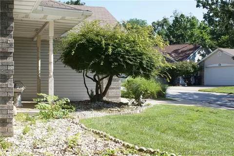 Exterior - 822 Maple Tree Cir, Osage Beach, MO 65065 photo 7 of 15