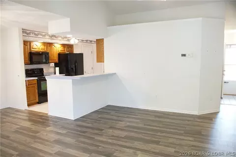 Living - 822 Maple Tree Cir, Osage Beach, MO 65065 photo 1 of 4