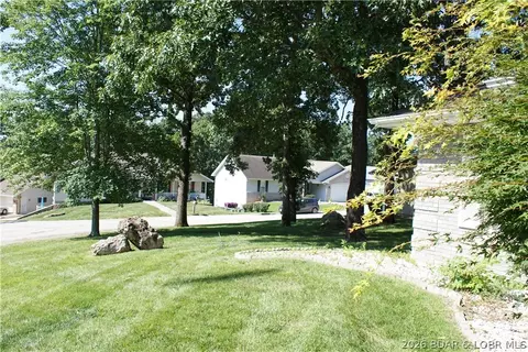 Exterior - 822 Maple Tree Cir, Osage Beach, MO 65065 photo 4 of 15