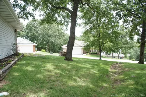 Exterior - 822 Maple Tree Cir, Osage Beach, MO 65065 photo 13 of 15