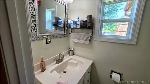 Bath - 301 N Hunter St, Versailles, MO 65084 photo 1 of 6