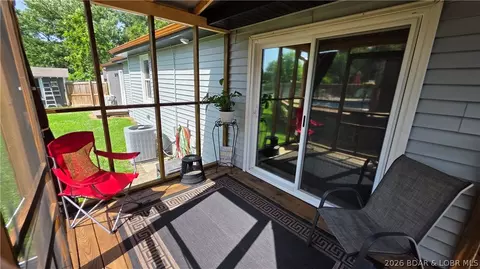 Exterior - 301 N Hunter St, Versailles, MO 65084 photo 30 of 31