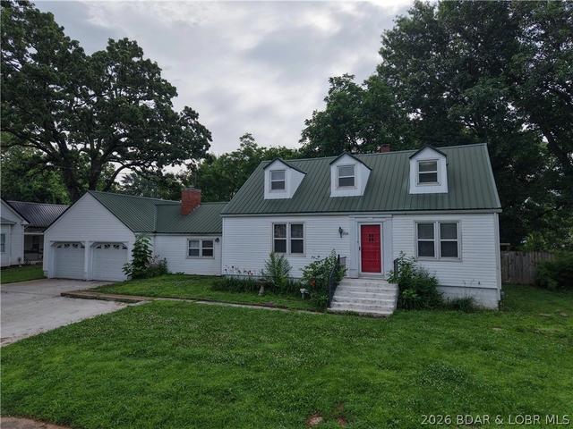 506 Missouri Ave, Stover, MO 65078
