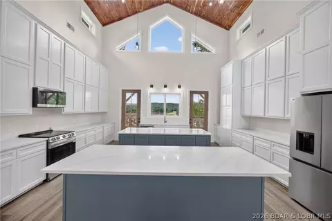 Kitchen - 1050 Emerald Hills Dr, Edwards, MO 65326 photo 2 of 3