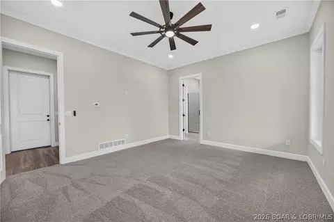 Bedroom - 1050 Emerald Hills Dr, Edwards, MO 65326 photo 3 of 13
