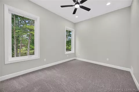 Bedroom - 1050 Emerald Hills Dr, Edwards, MO 65326 photo 8 of 13
