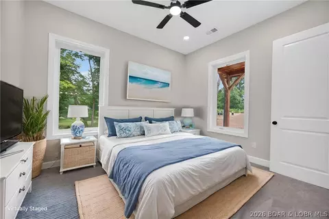 Bedroom - 1050 Emerald Hills Dr, Edwards, MO 65326 photo 10 of 13