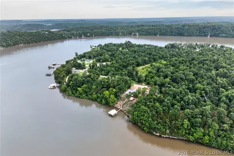 View/Area - 1050 Emerald Hills Dr, Edwards, MO 65326 photo 5 of 6