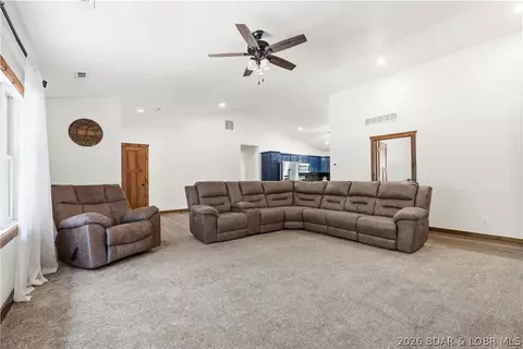Living - 41 Howe Rd, Eldon, MO 65026 photo 2 of 3