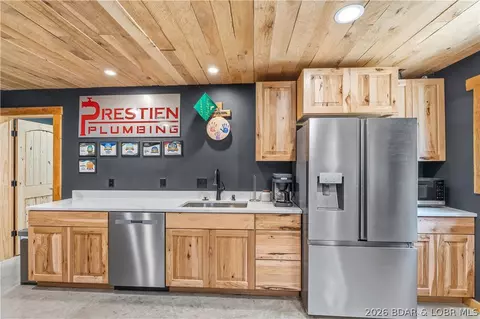 Kitchen - 41 Howe Rd, Eldon, MO 65026 photo 2 of 2