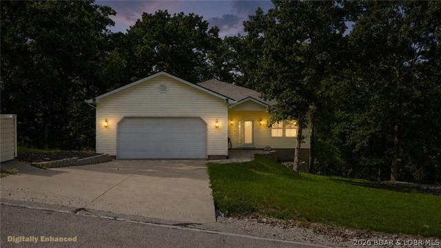 101 Casco Ct, Lake Ozark, MO 65049