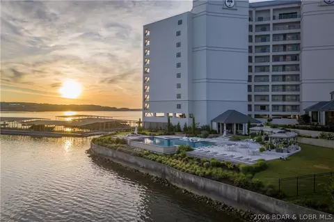 166 Captiva Dr #9C, Sunrise Beach, MO 65079