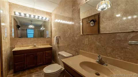 Bath - 33723 Waterfront Dr, Stover, MO 65078 photo 2 of 4
