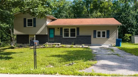 807 Rollotrend Ln, Eldon, MO 65026 photo 1