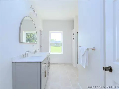Bath - 7 Oak Tree Ln, Eldon, MO 65026 photo 1 of 5